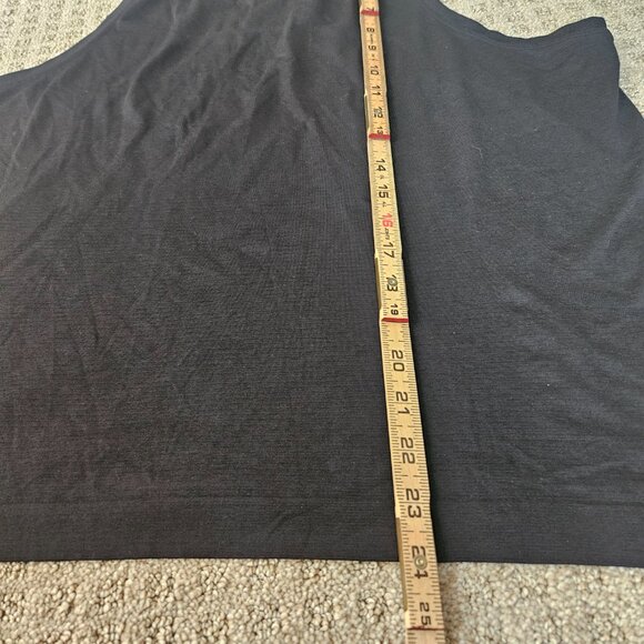 Lululemon Swiftly Tech Racerback Tank Black Women's SZ 16 Performance Gym Run - Picture 11 of 11